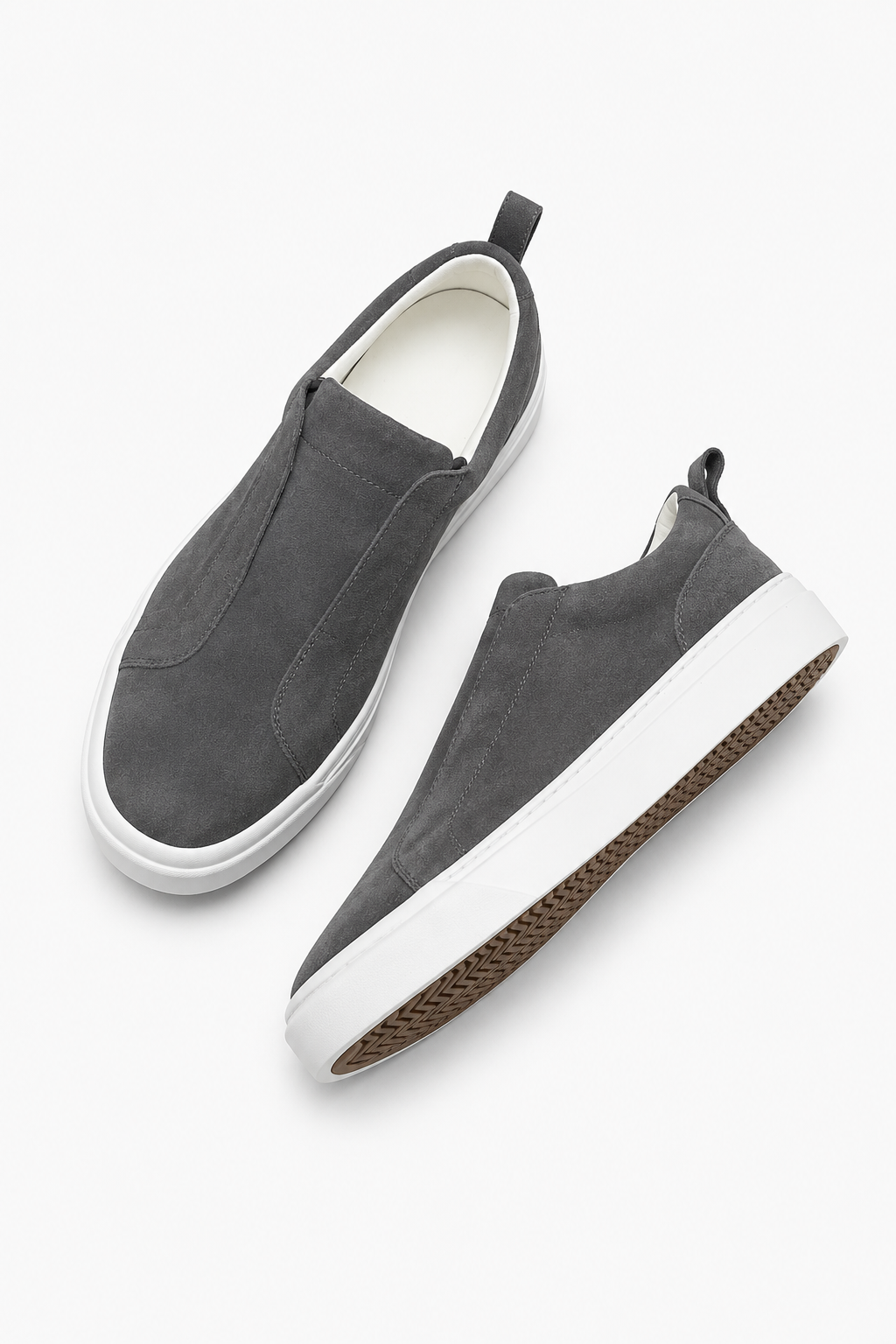 Herren-Slip-On-Sneaker aus dunkelgrauem Wildleder mit weißer Gummisohle