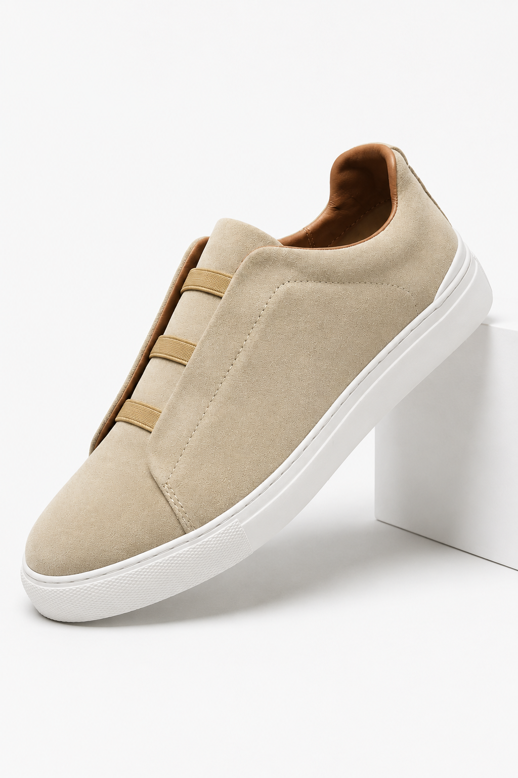 Herren Slip-On Sneaker in Khaki mit weißer Kontrastsohle