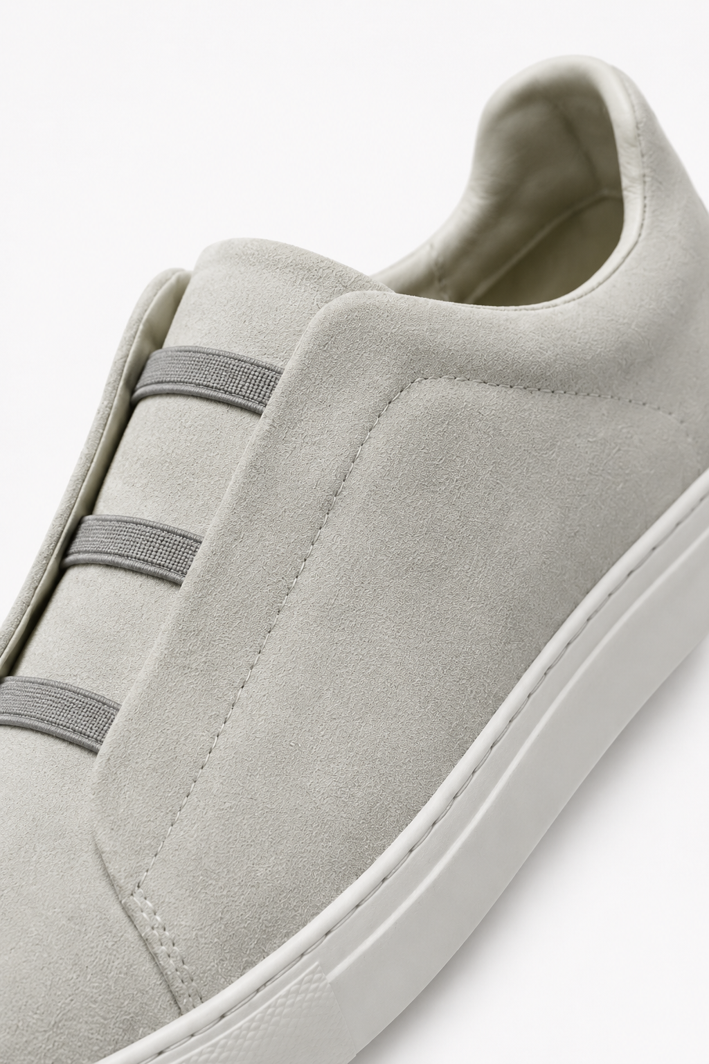 Herren Slip-On Sneaker in Grau mit weißer Kontrastsohle