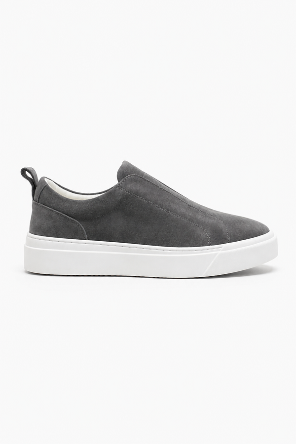Herren-Slip-On-Sneaker aus dunkelgrauem Wildleder mit weißer Gummisohle
