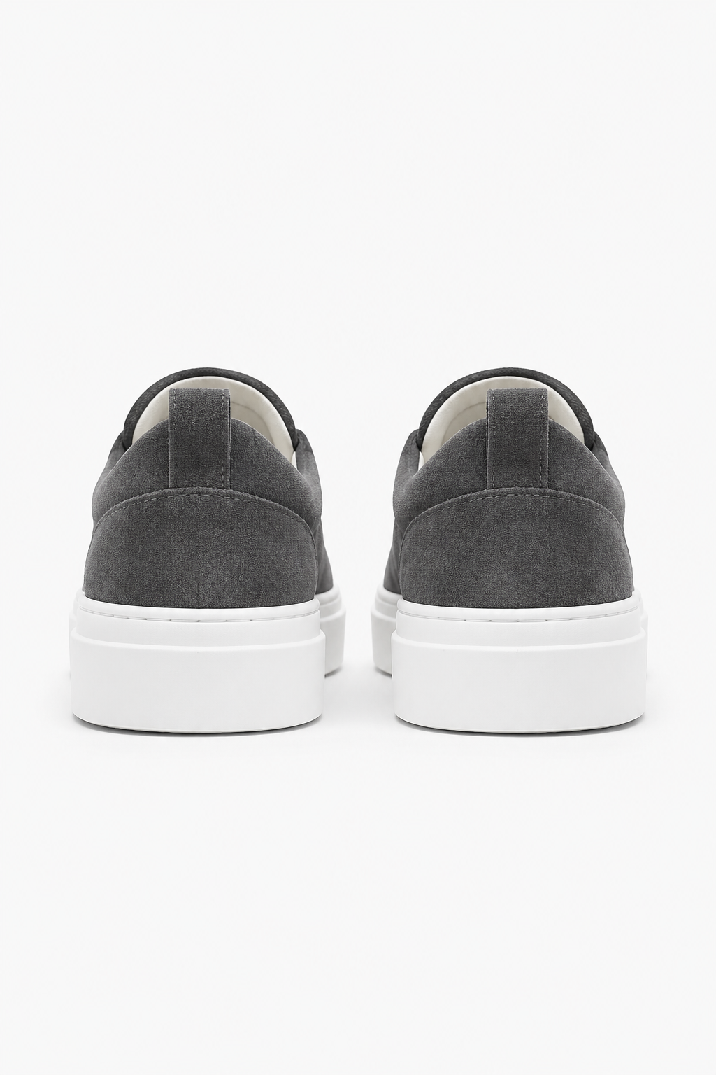 Herren-Slip-On-Sneaker aus dunkelgrauem Wildleder mit weißer Gummisohle