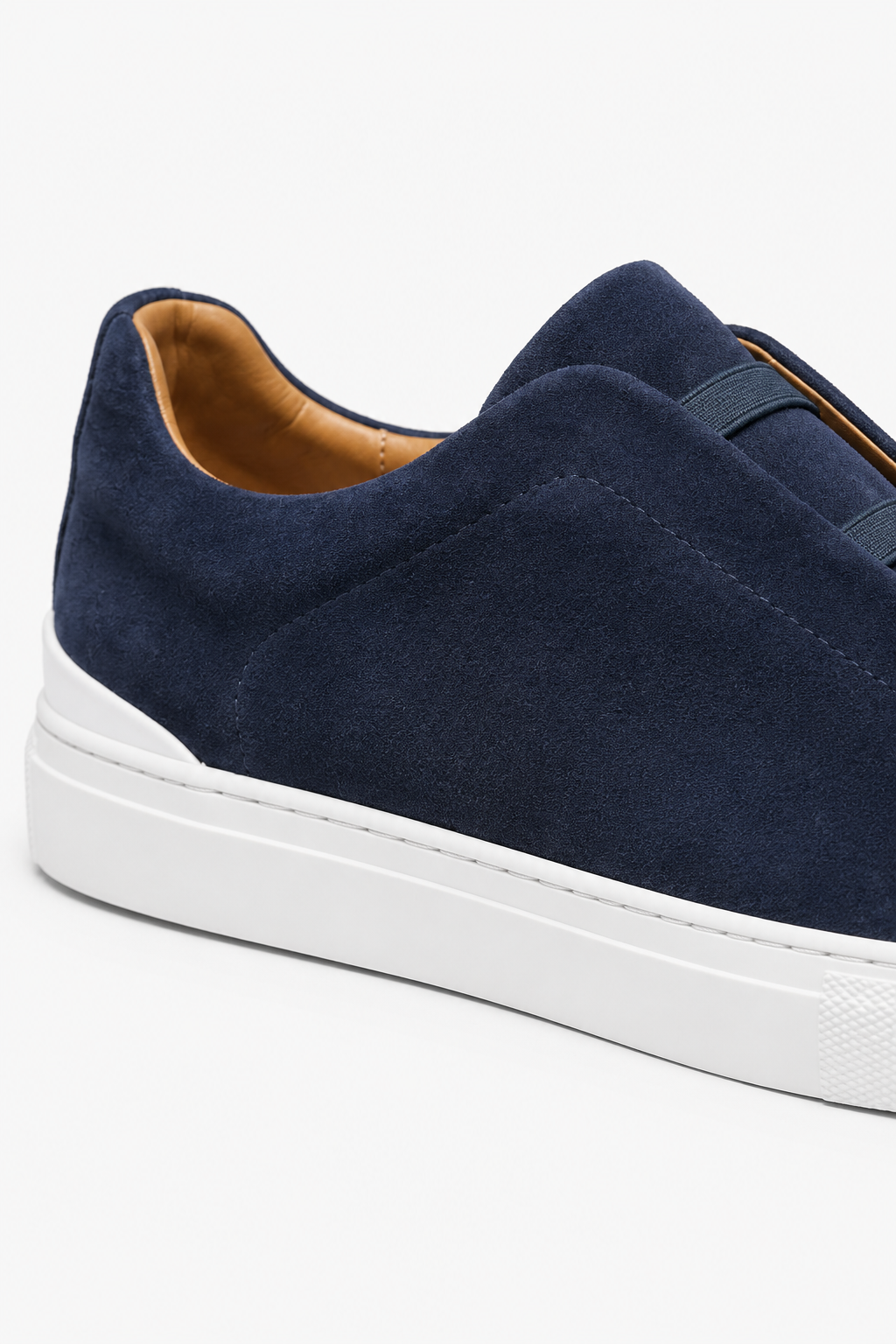 Herren Slip-On Sneaker in Marineblau mit weißer Kontrastsohle