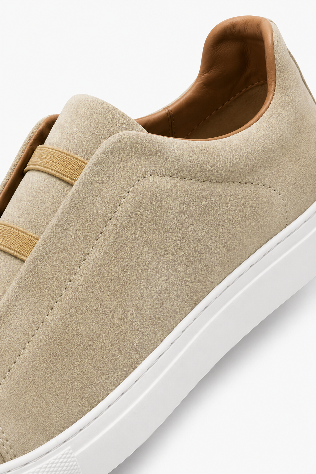 Herren Slip-On Sneaker in Khaki mit weißer Kontrastsohle